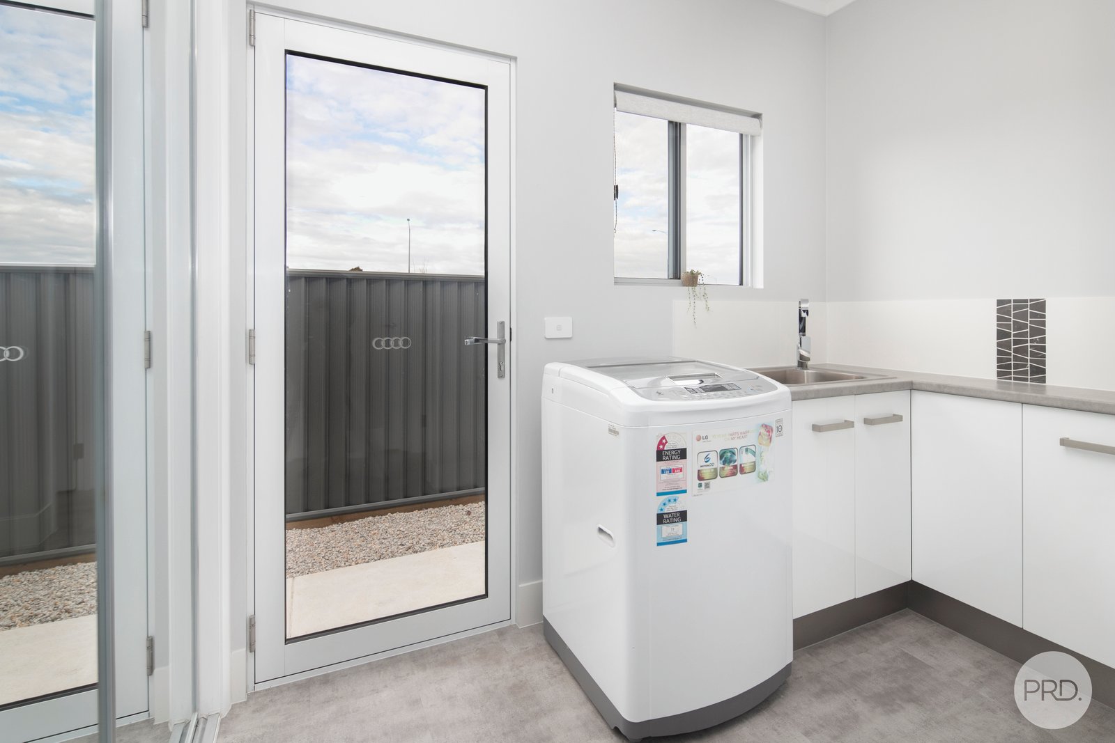 2 Groat Street LUCAS 12