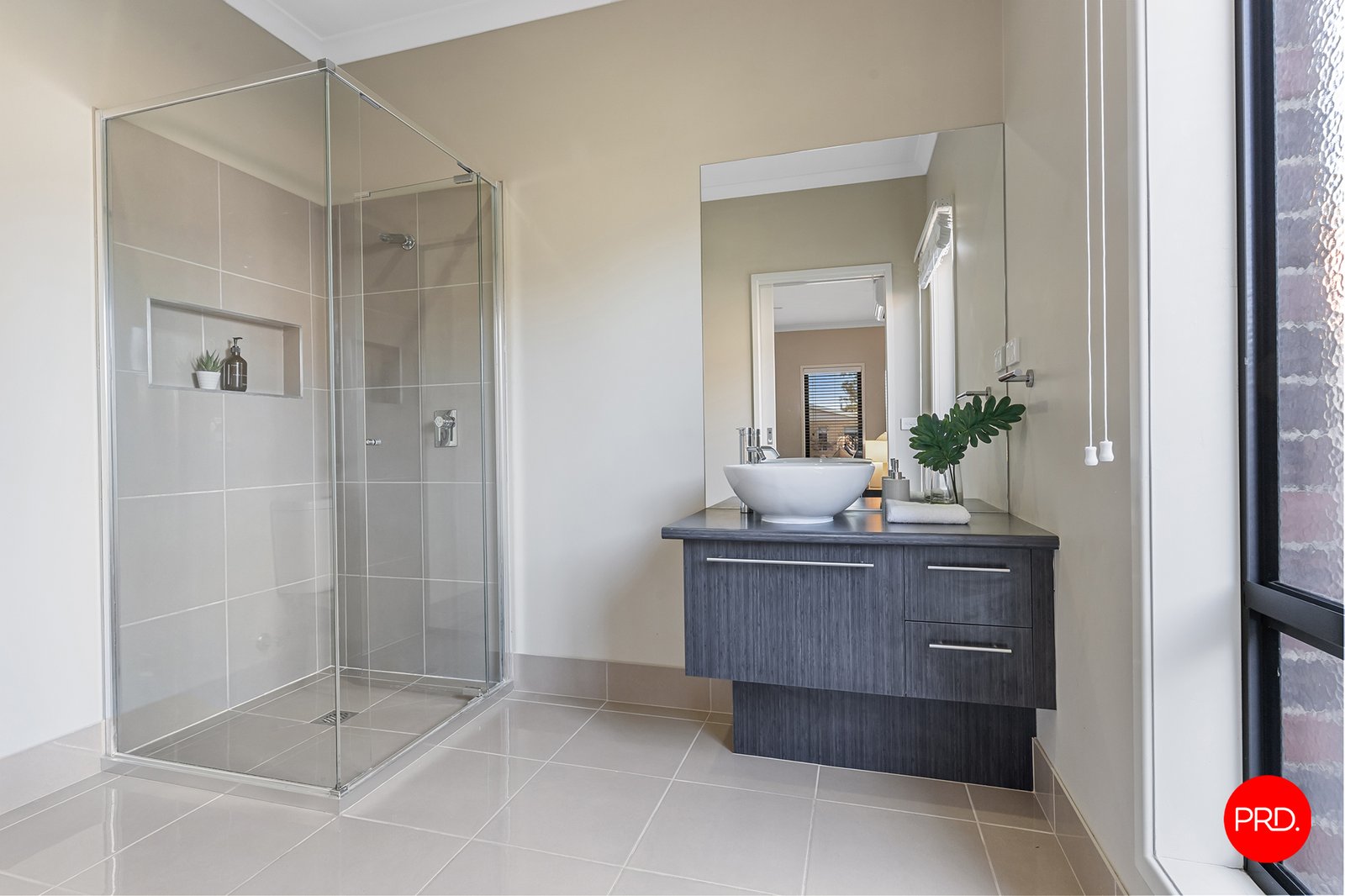 2 Gummin Court MARONG 10