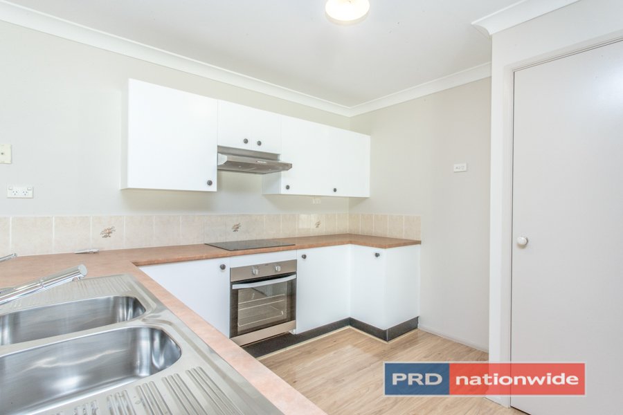 2 Gunara Terrace GLENMORE PARK 7