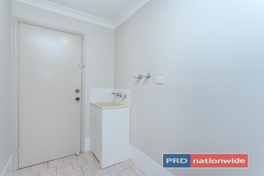 2 Gunara Terrace GLENMORE PARK 14