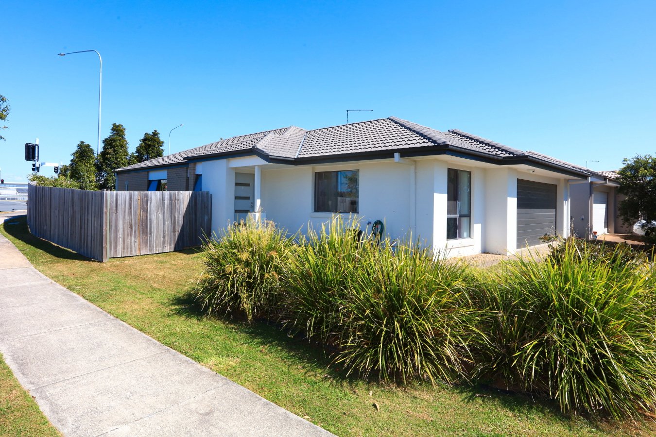 2 Gunther Avenue COOMERA 1