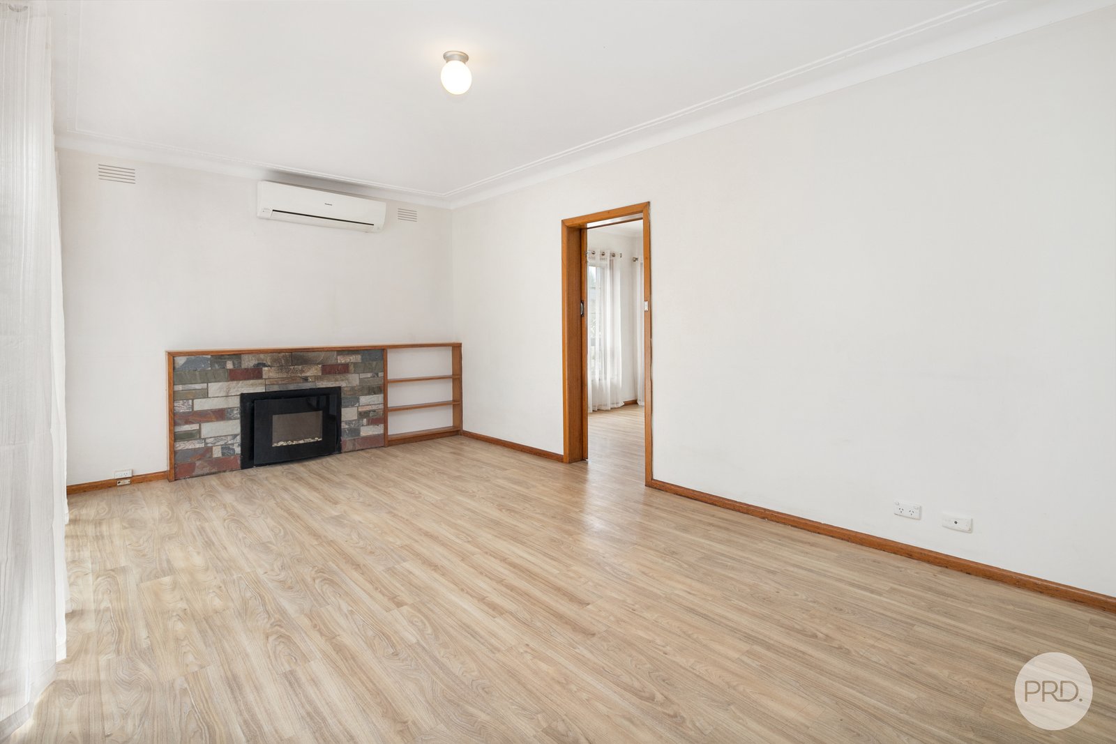 2 Halbert Street WENDOUREE 3