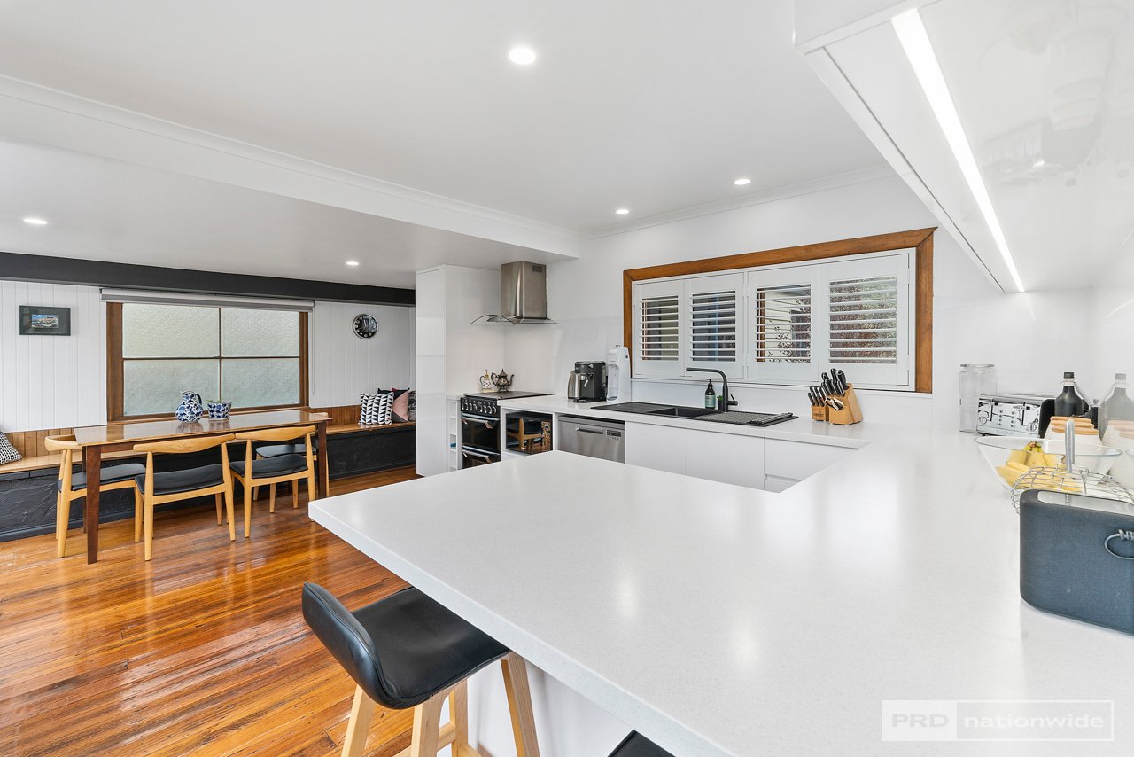 2 Hall Road COLLINSVALE 2