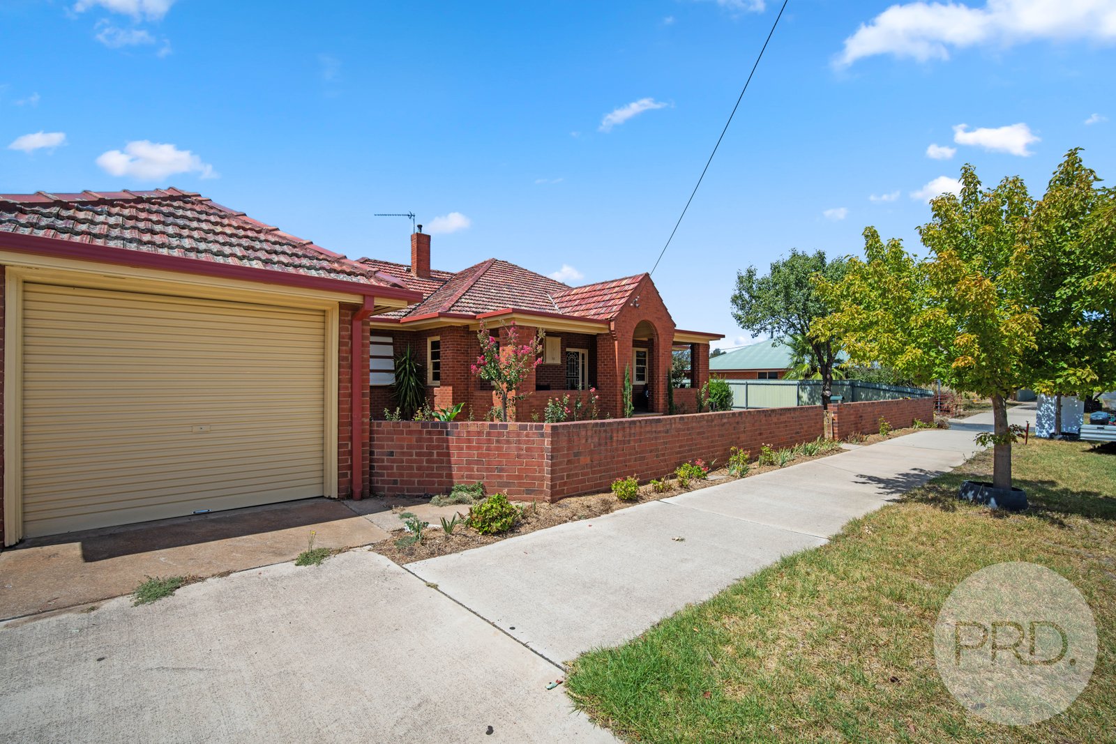 2 Halliday Street LOCKHART 12