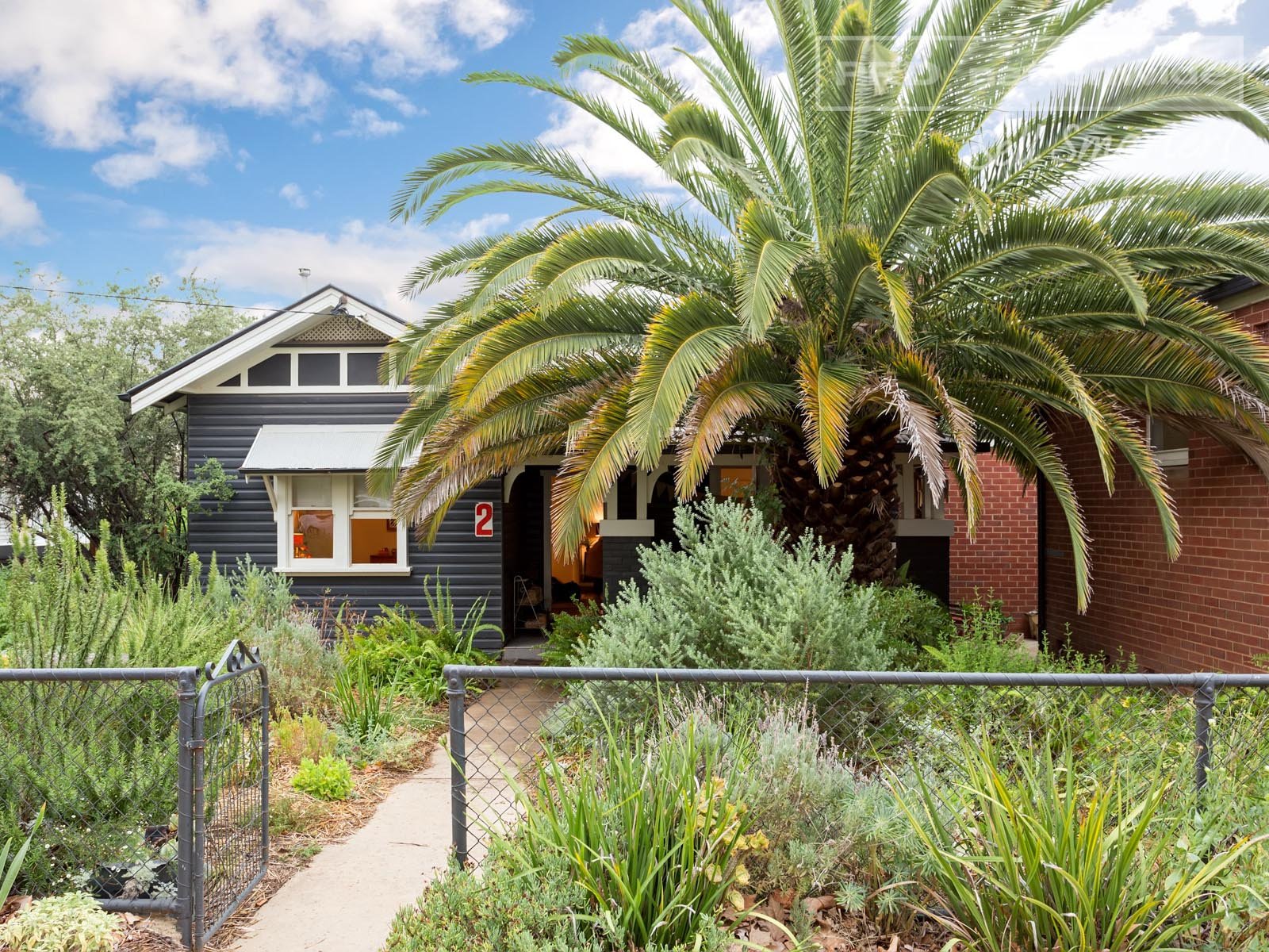 2 Halloran Street TURVEY PARK 1