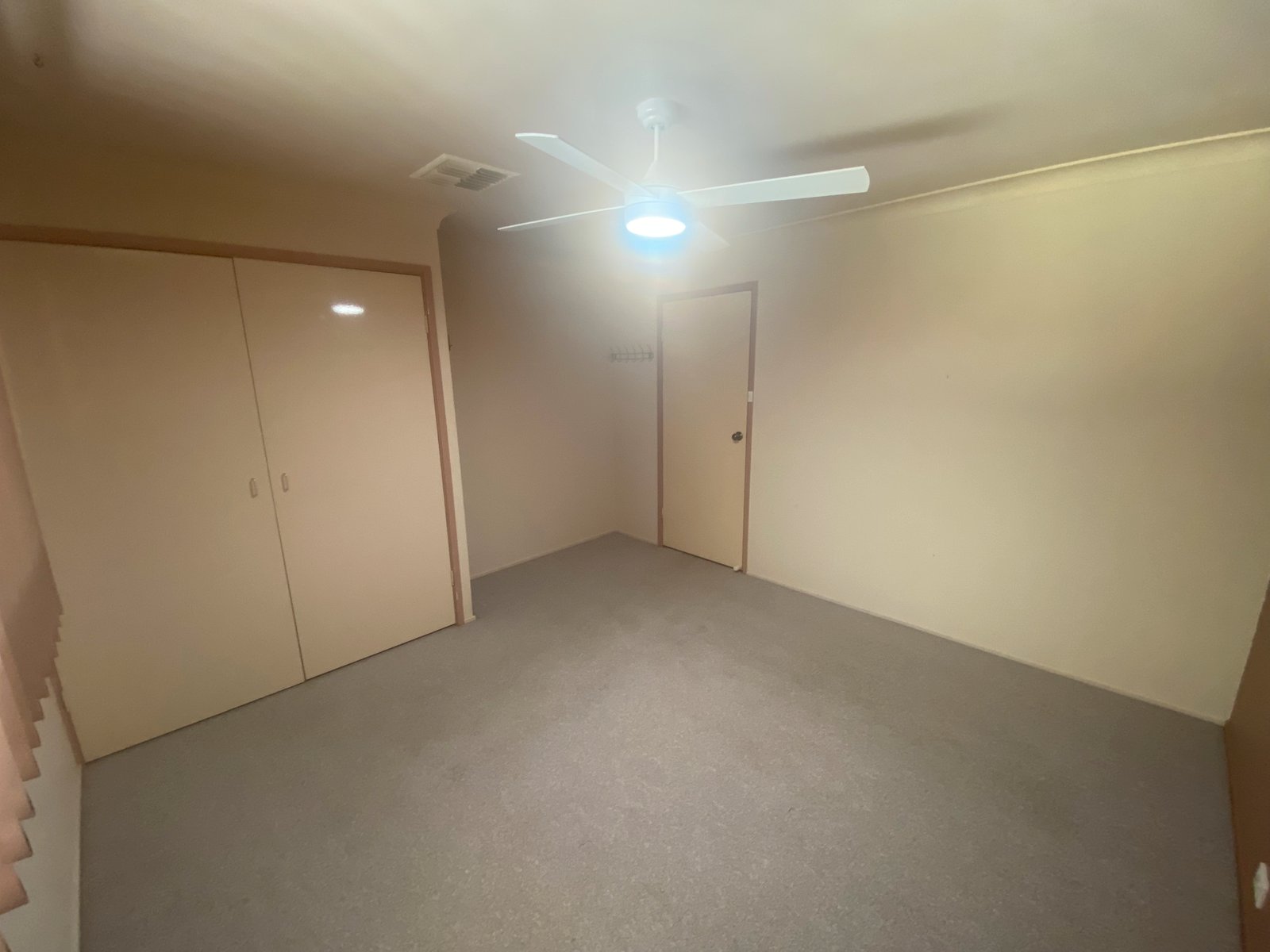 2 Hamilton Court TAMWORTH 6