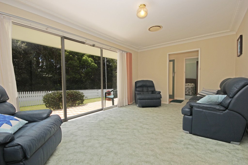 2 Hanley Street LAURIETON 2