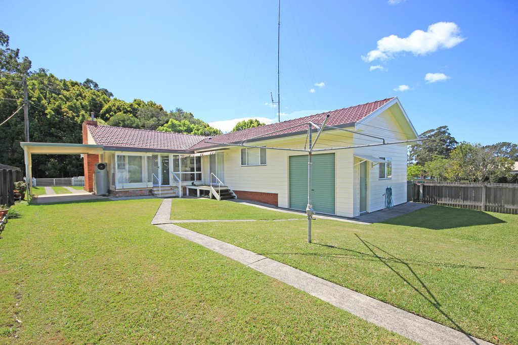 2 Hanley Street LAURIETON 4