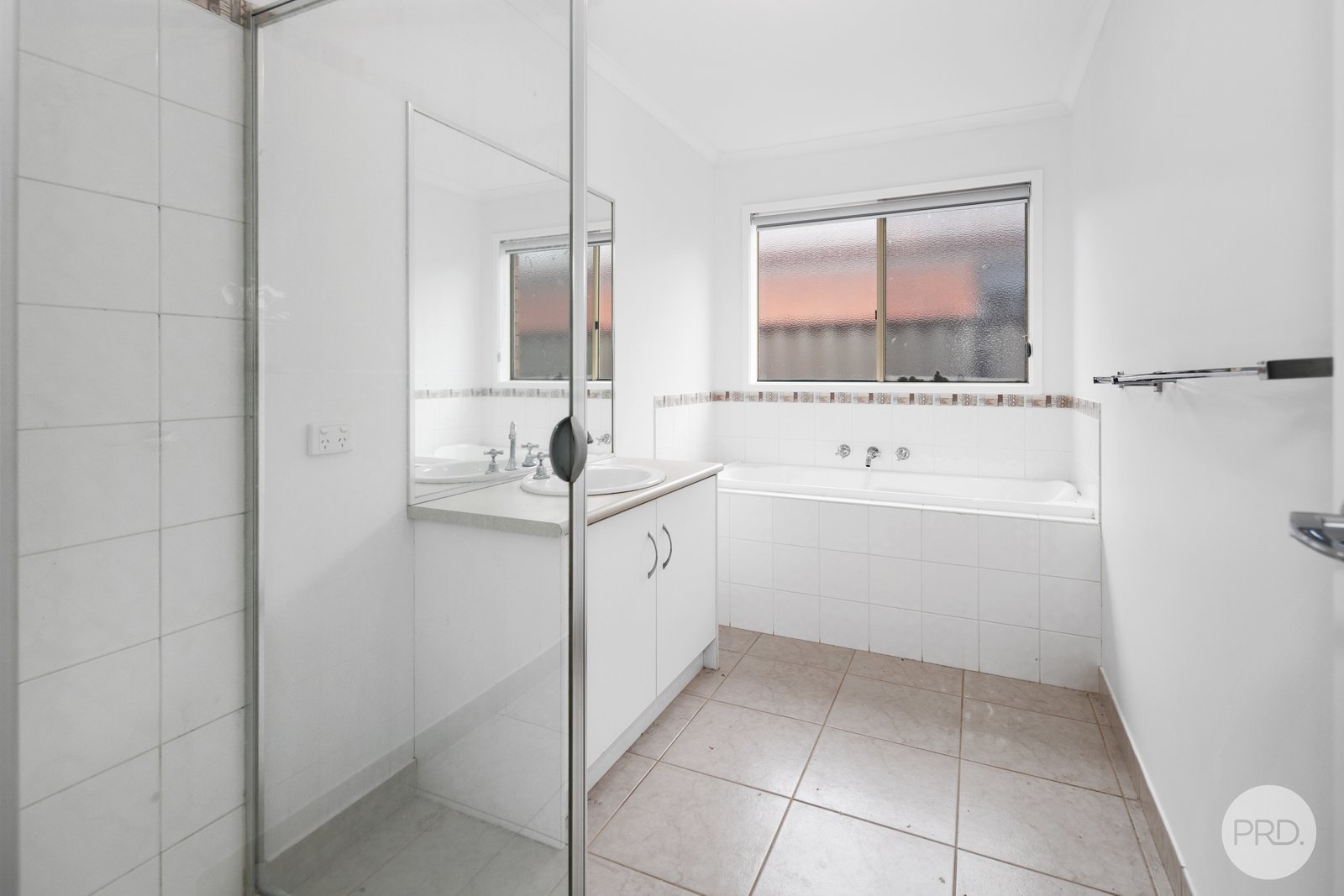 2 Hanwood Close DELACOMBE 4