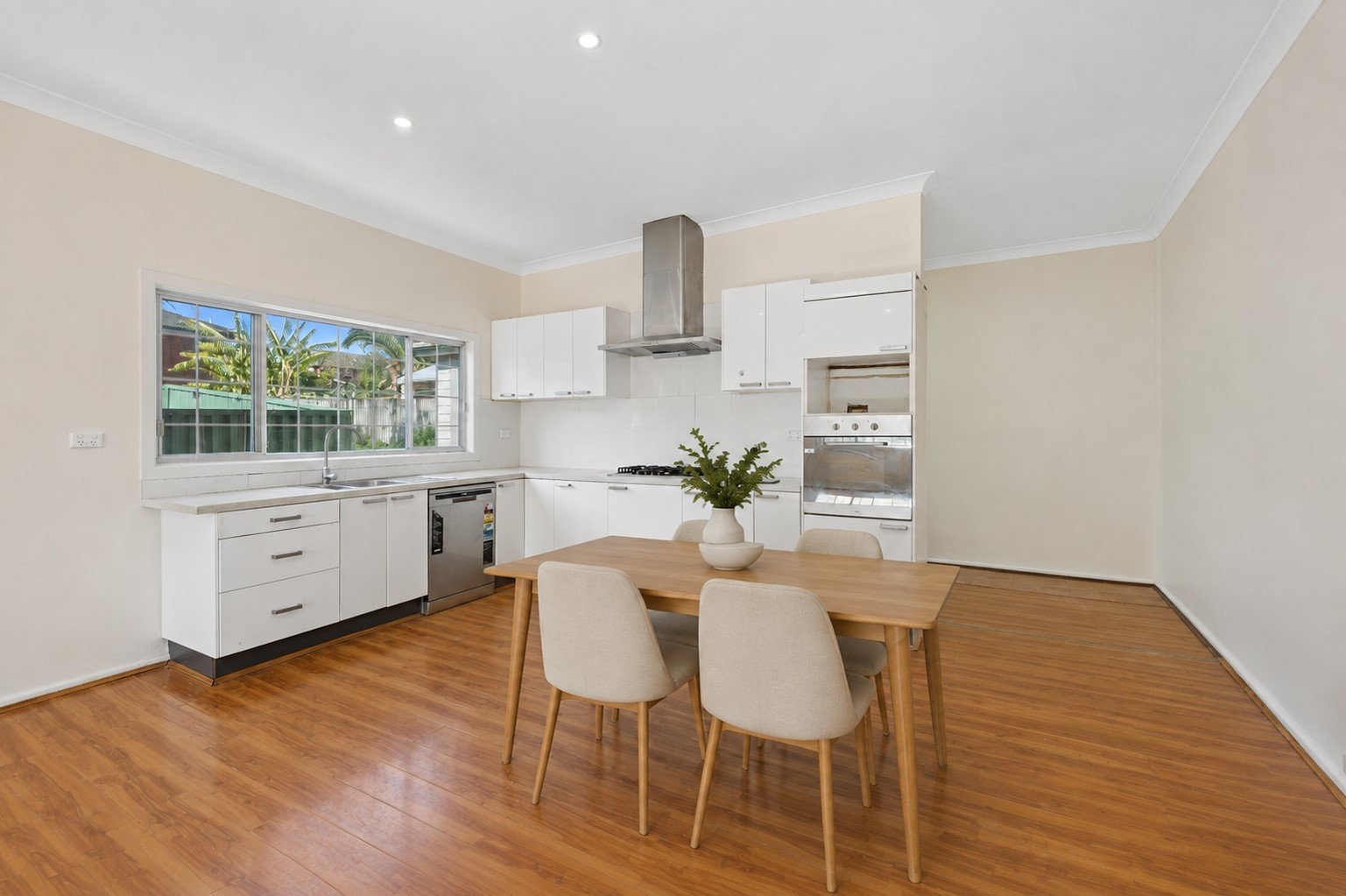 2 Harcourt Avenue CAMPSIE 4