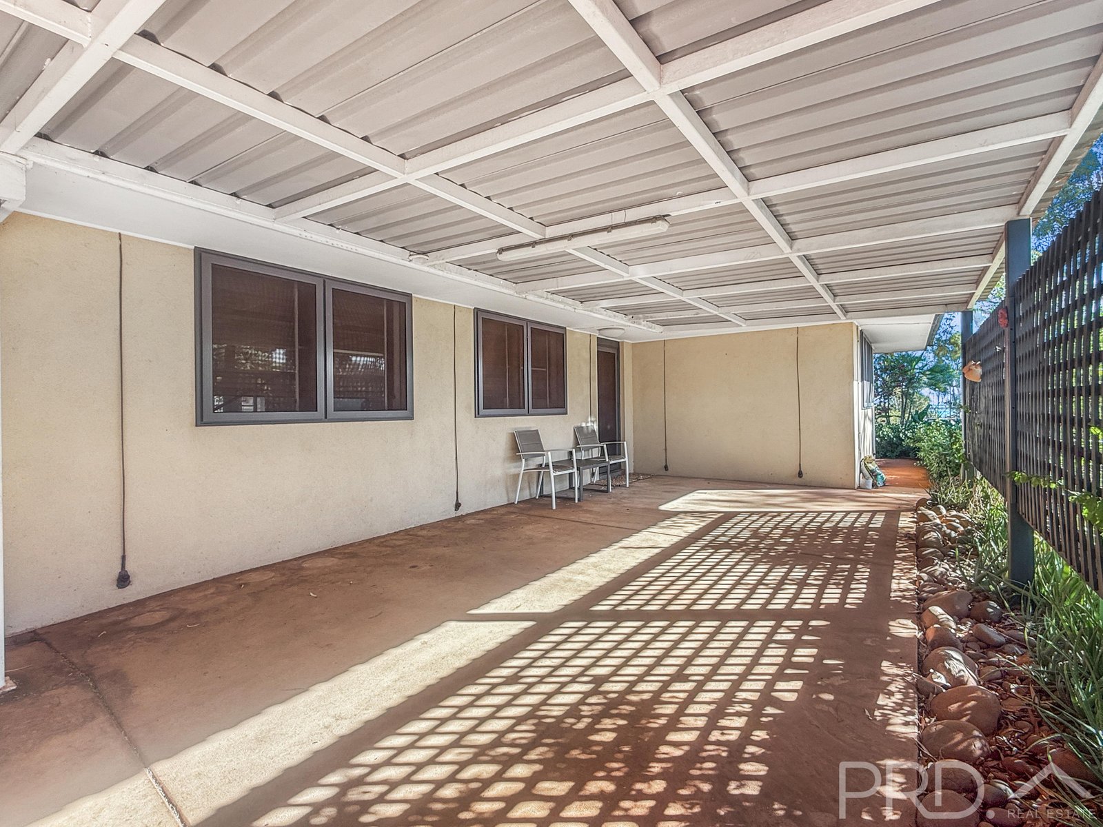 2 Hardey Crescent DAMPIER 8