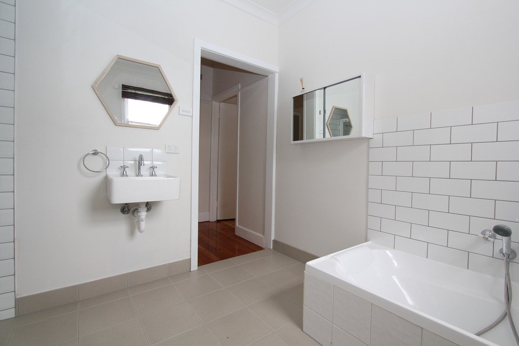 2 Harold Street WENDOUREE 9