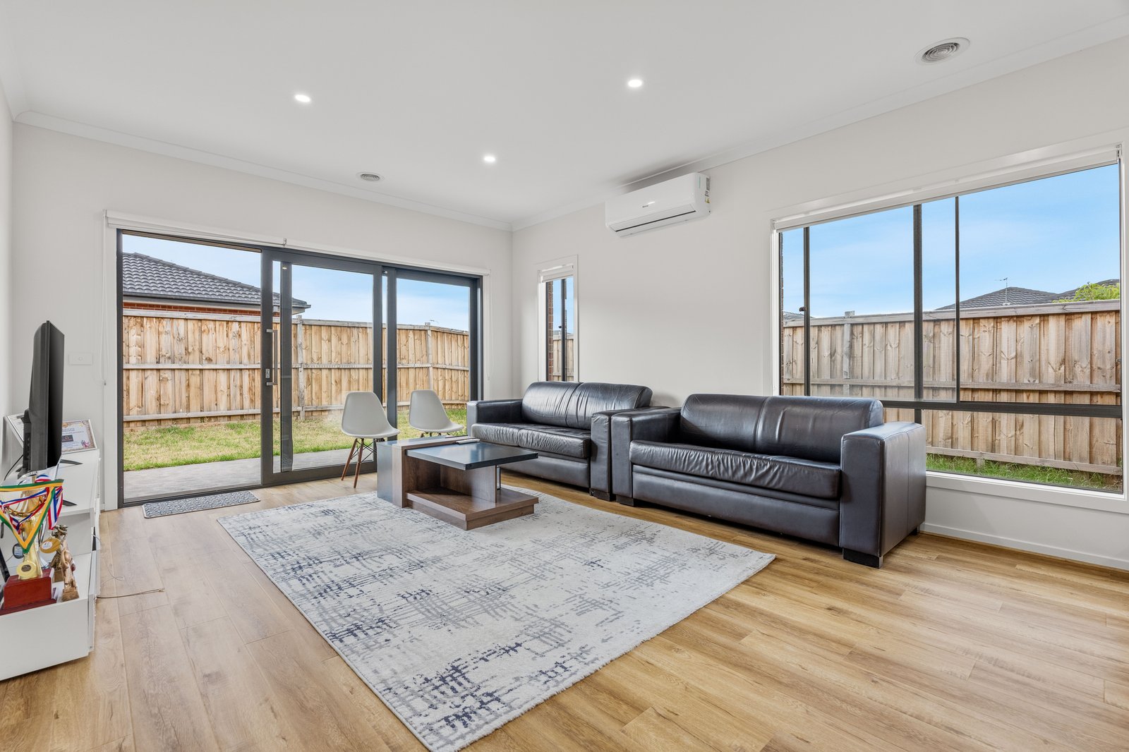 Gallery: 2 Harris Way
