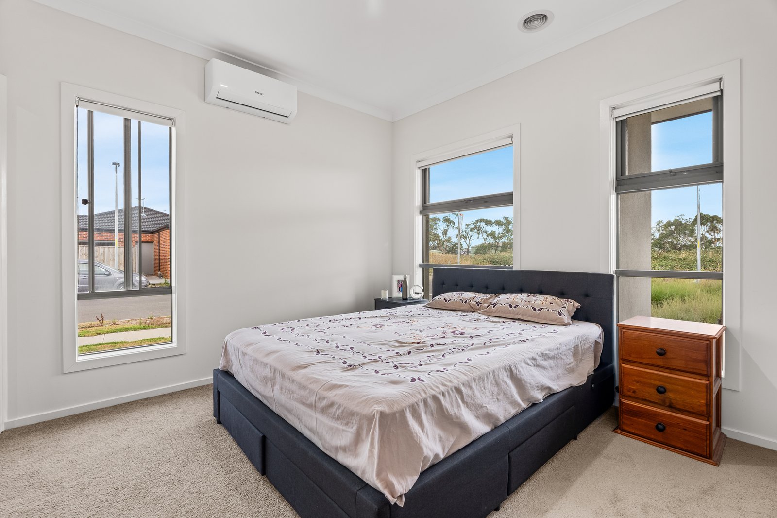 Gallery: 2 Harris Way