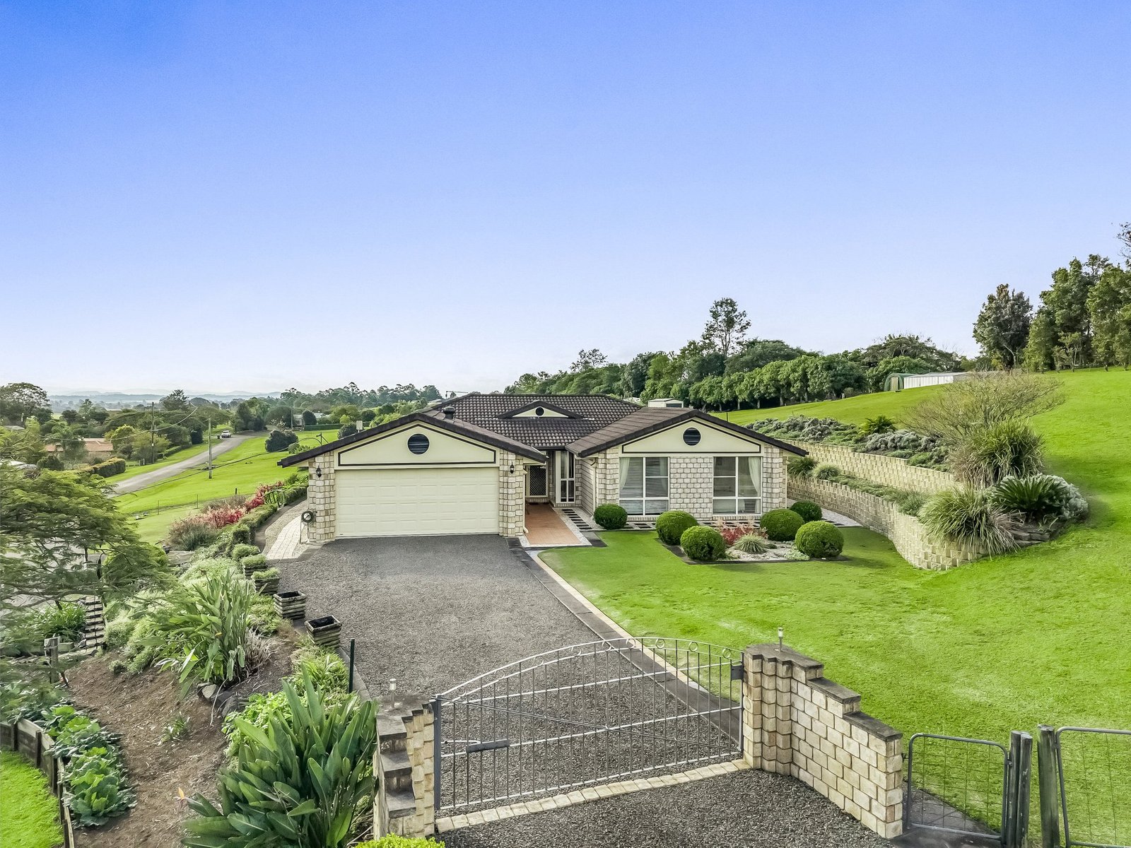 2 Harvest View Place FAIRY HILL 3