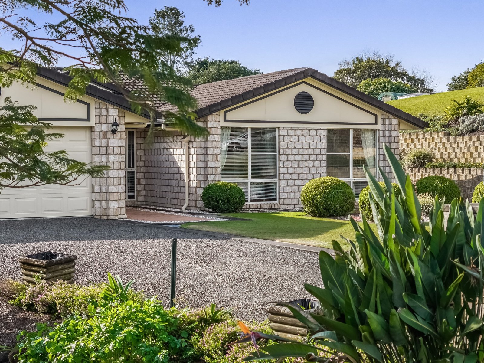 2 Harvest View Place FAIRY HILL 26