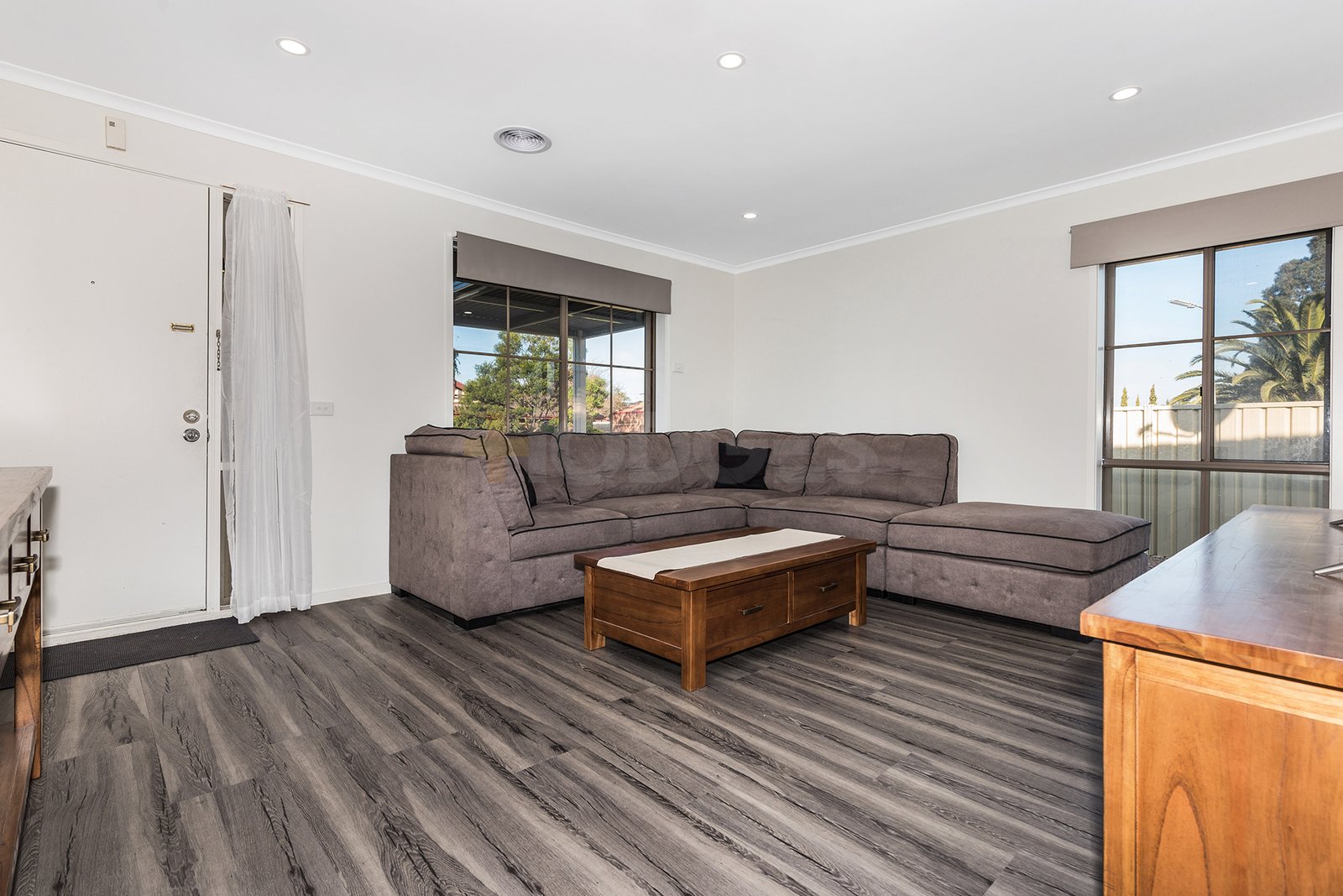 Gallery: 2 Hayfield Court