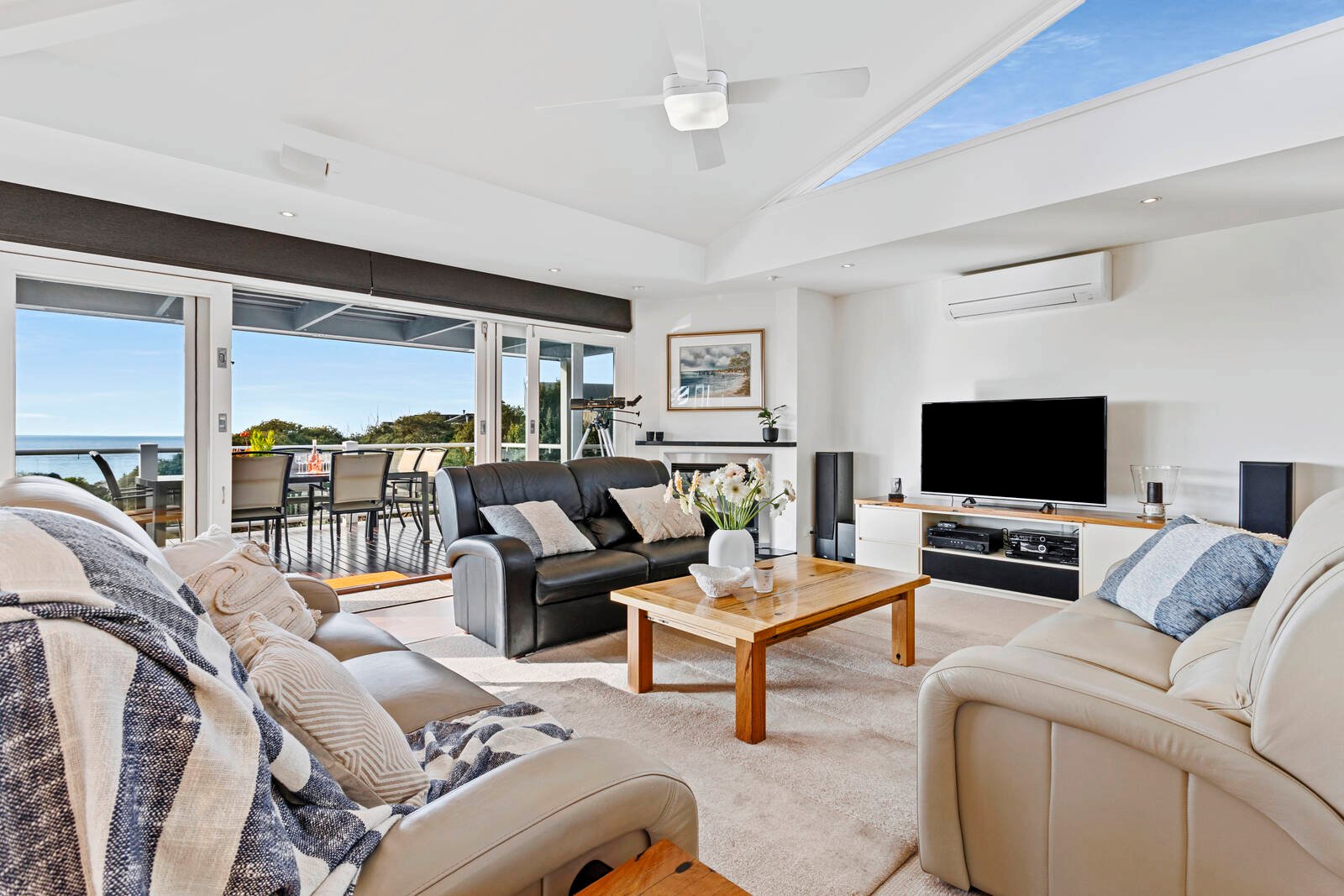 Real Estate and Property in 2 Head Street, Blairgowrie, VIC