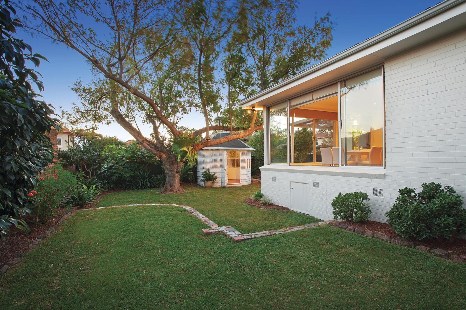 2 Heatherleigh Place, Malvern East, VIC