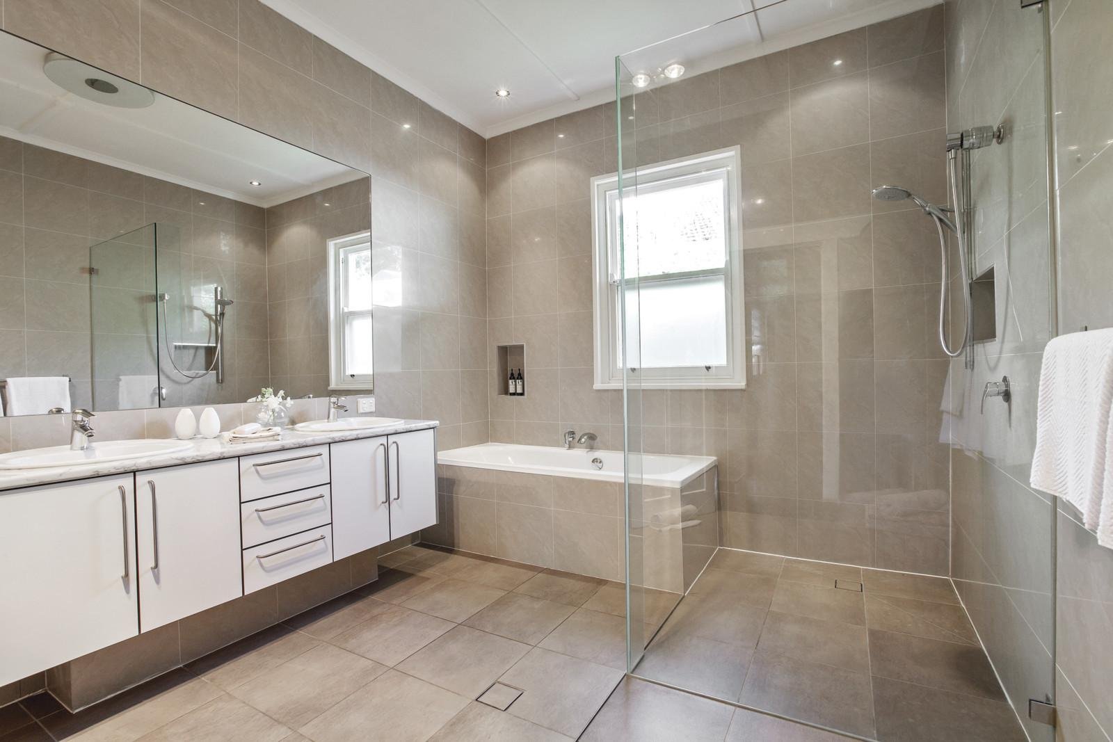 2 Heatherleigh Place, Malvern East, VIC