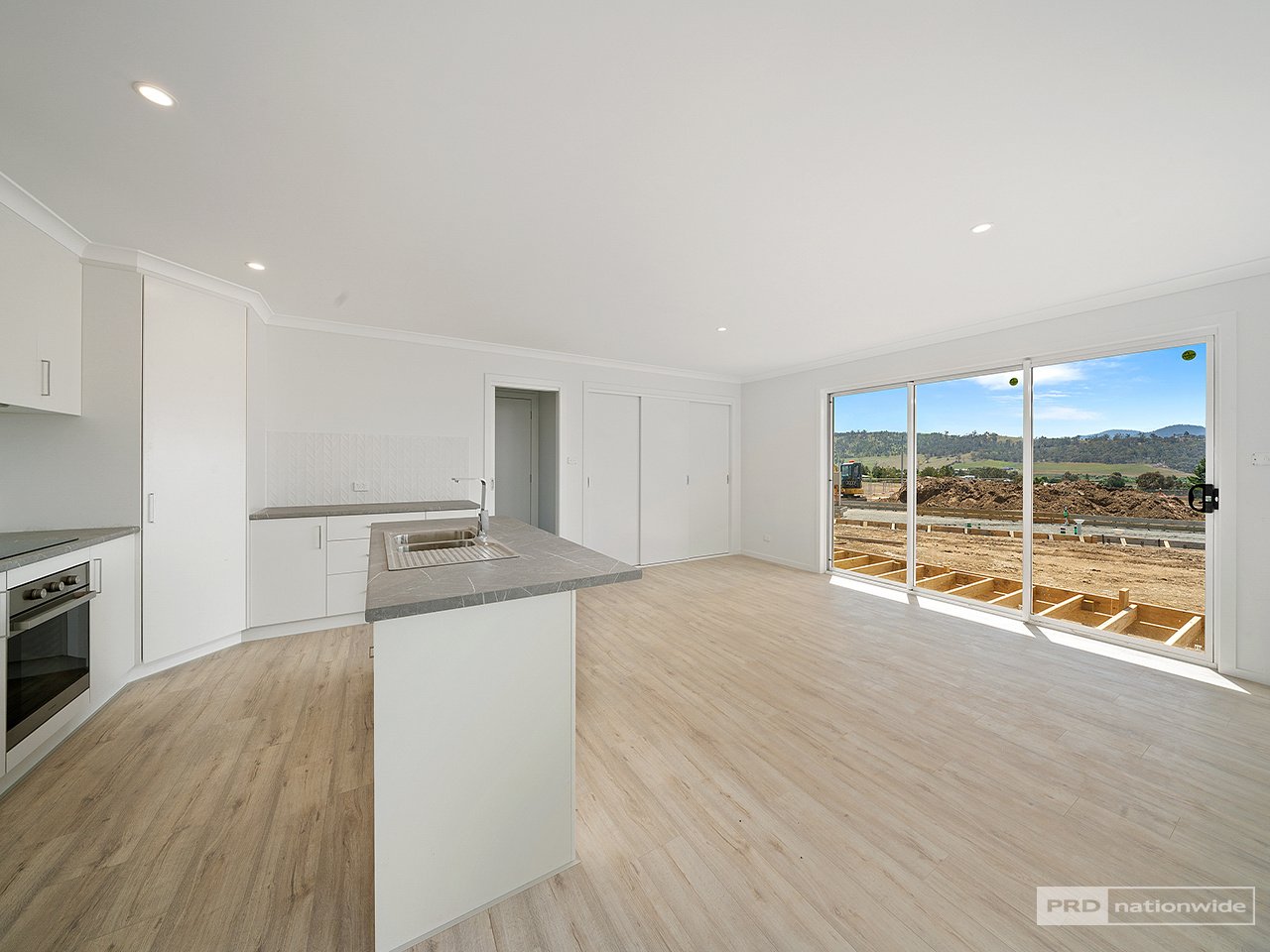 2 Hector Place BRIGHTON 2