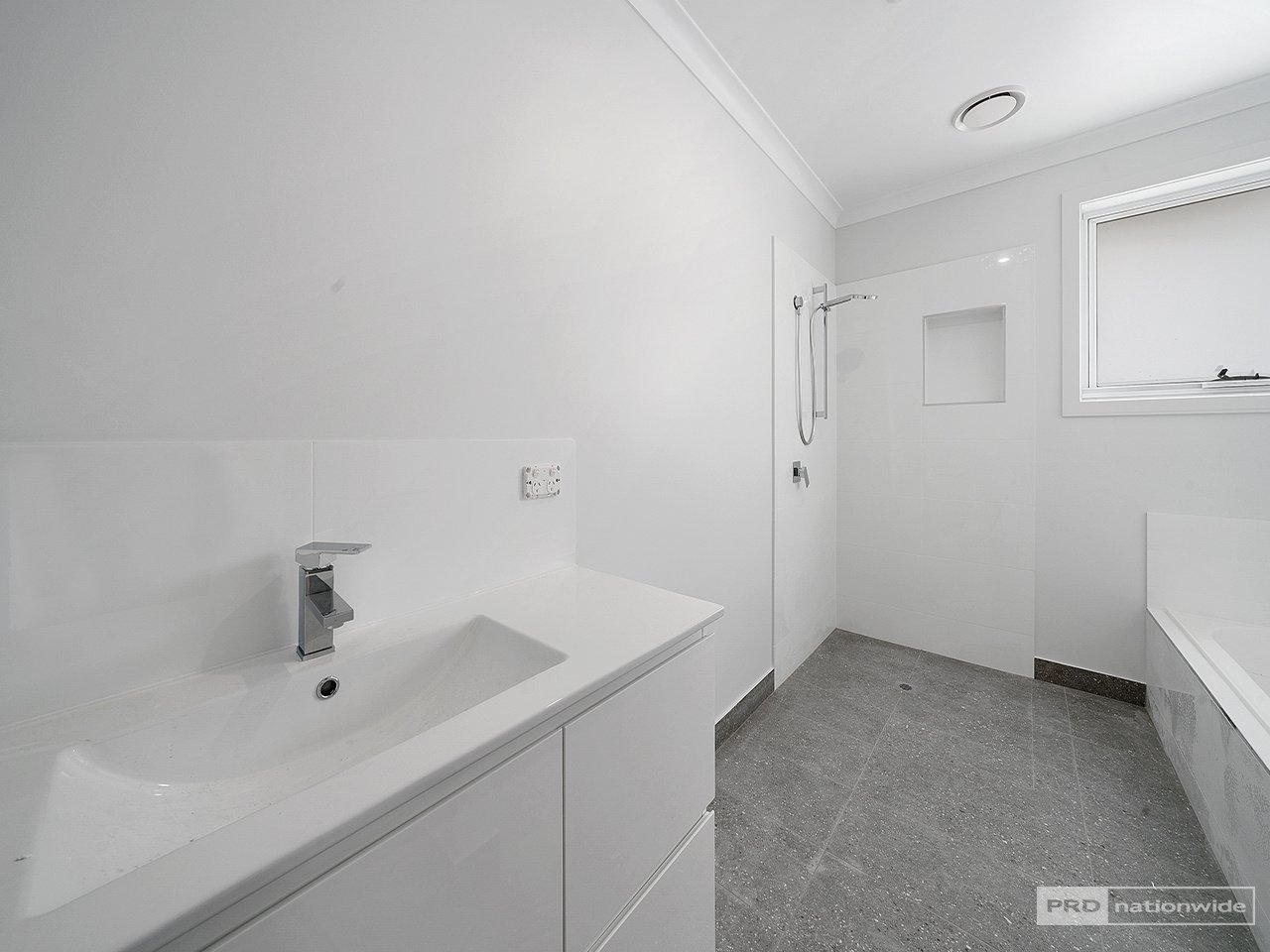 2 Hector Place BRIGHTON 4