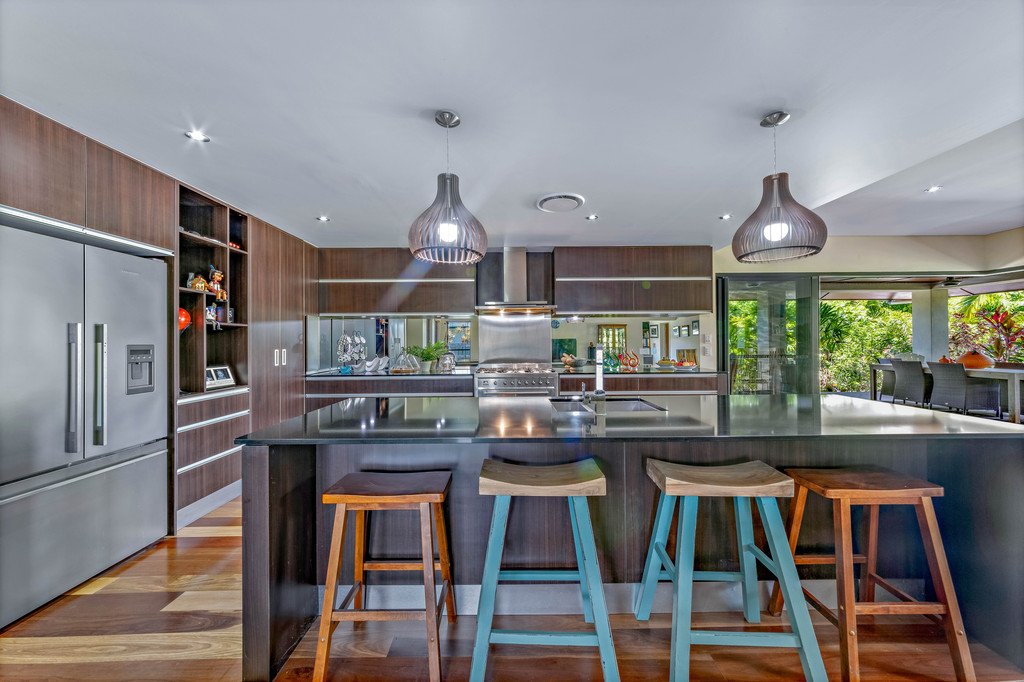 2 Henderson Street CANNON VALLEY 3