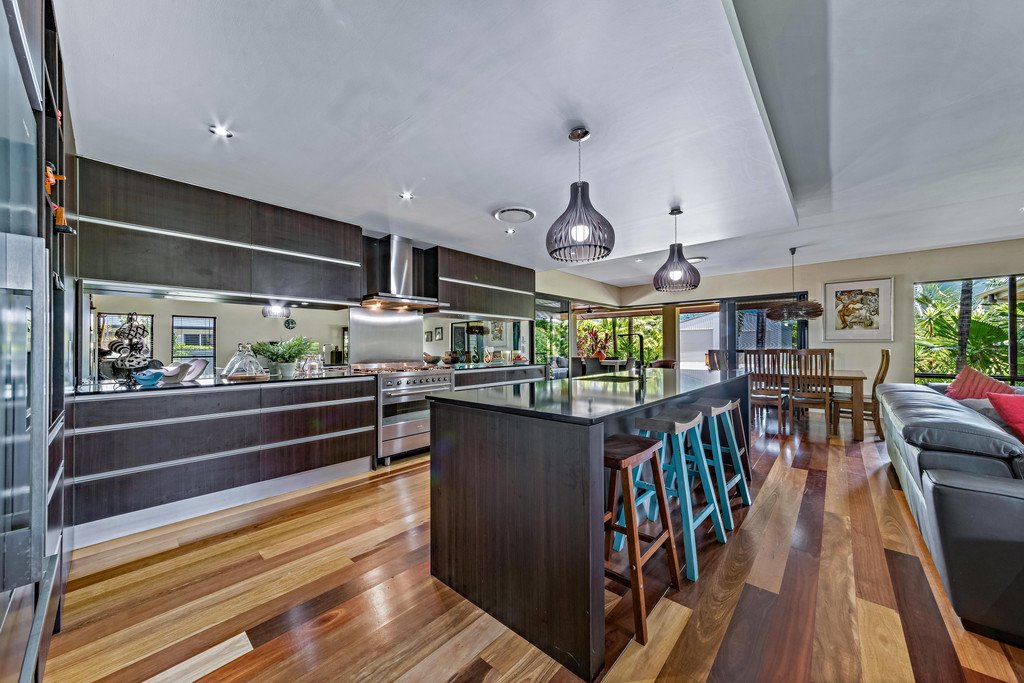 2 Henderson Street CANNON VALLEY 7