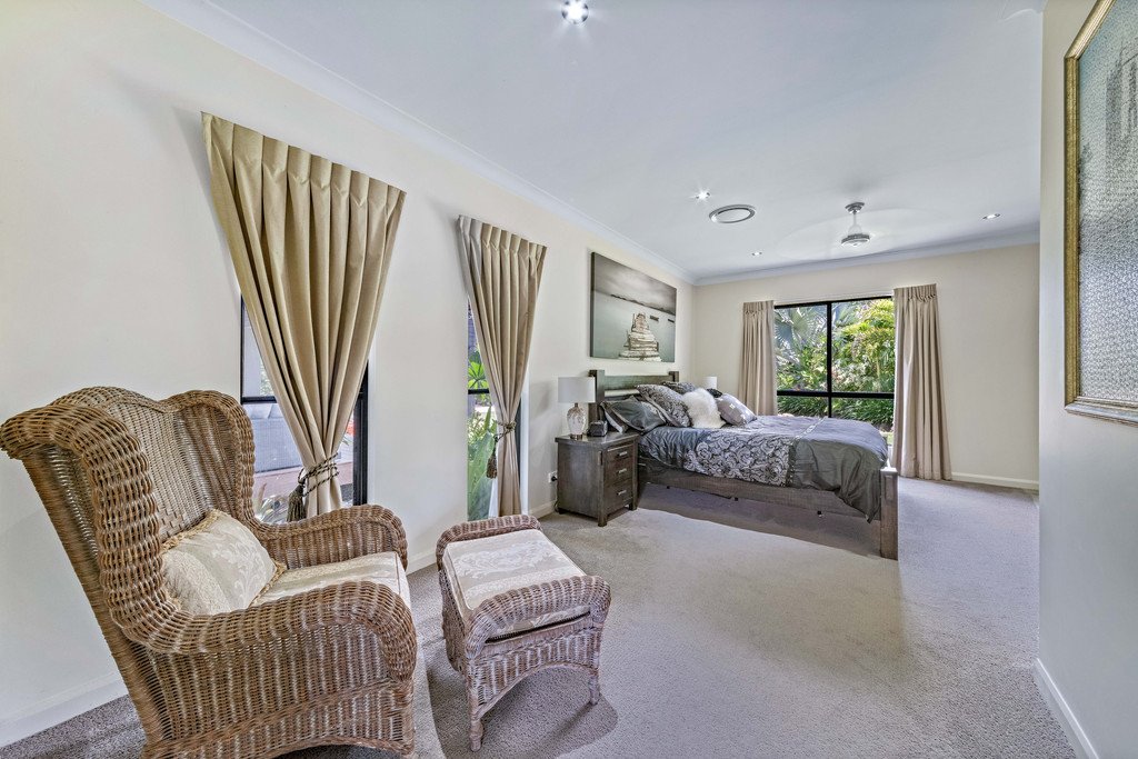 2 Henderson Street CANNON VALLEY 13