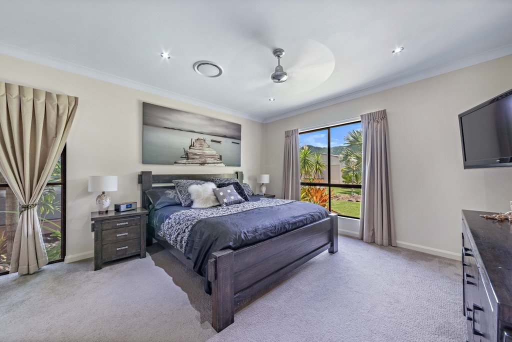 2 Henderson Street CANNON VALLEY 16