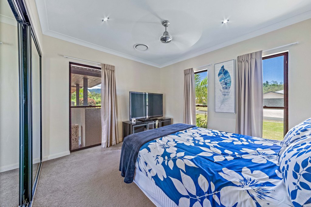 2 Henderson Street CANNON VALLEY 17