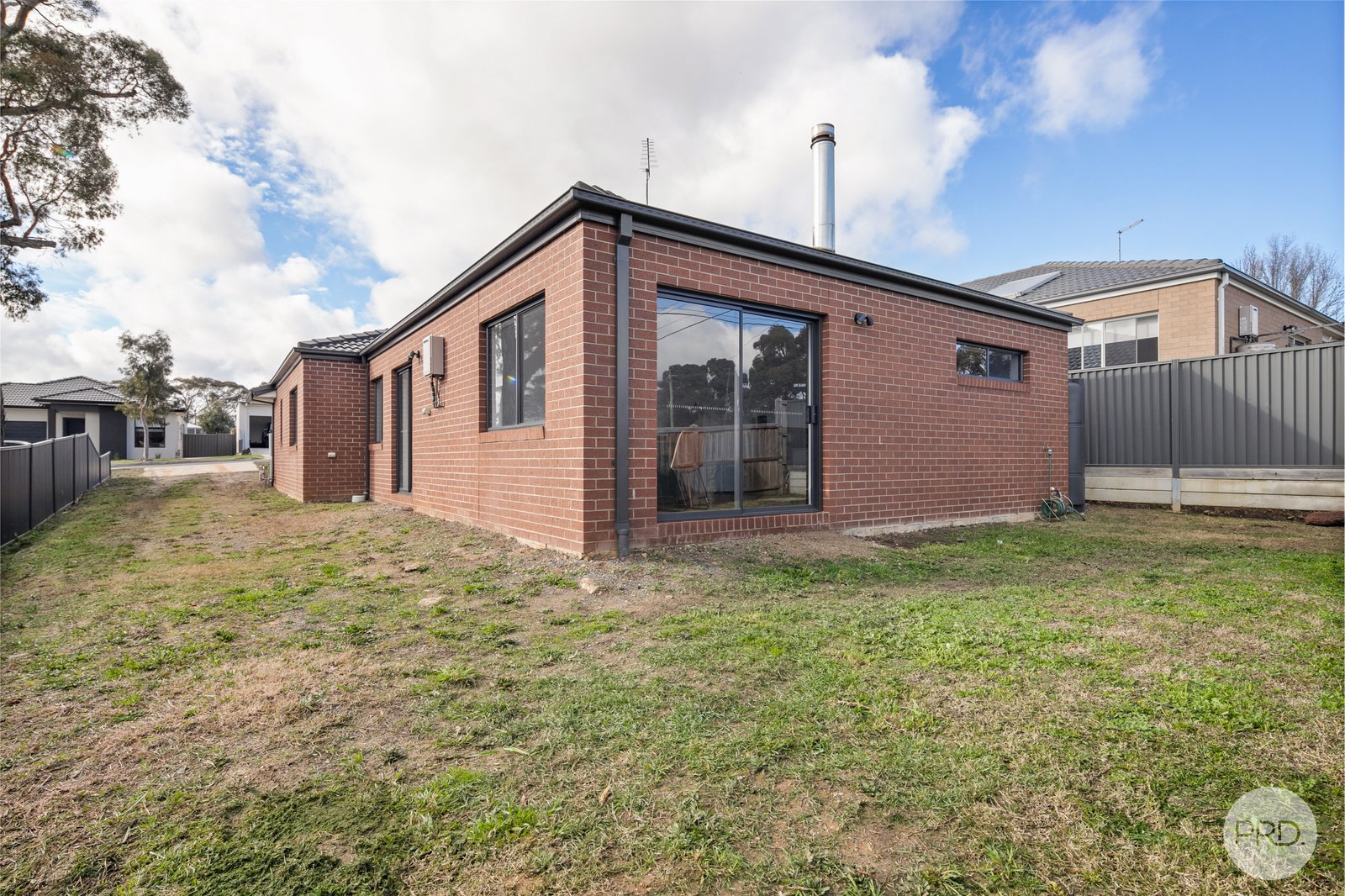 2 Henlix Court MOUNT CLEAR 9