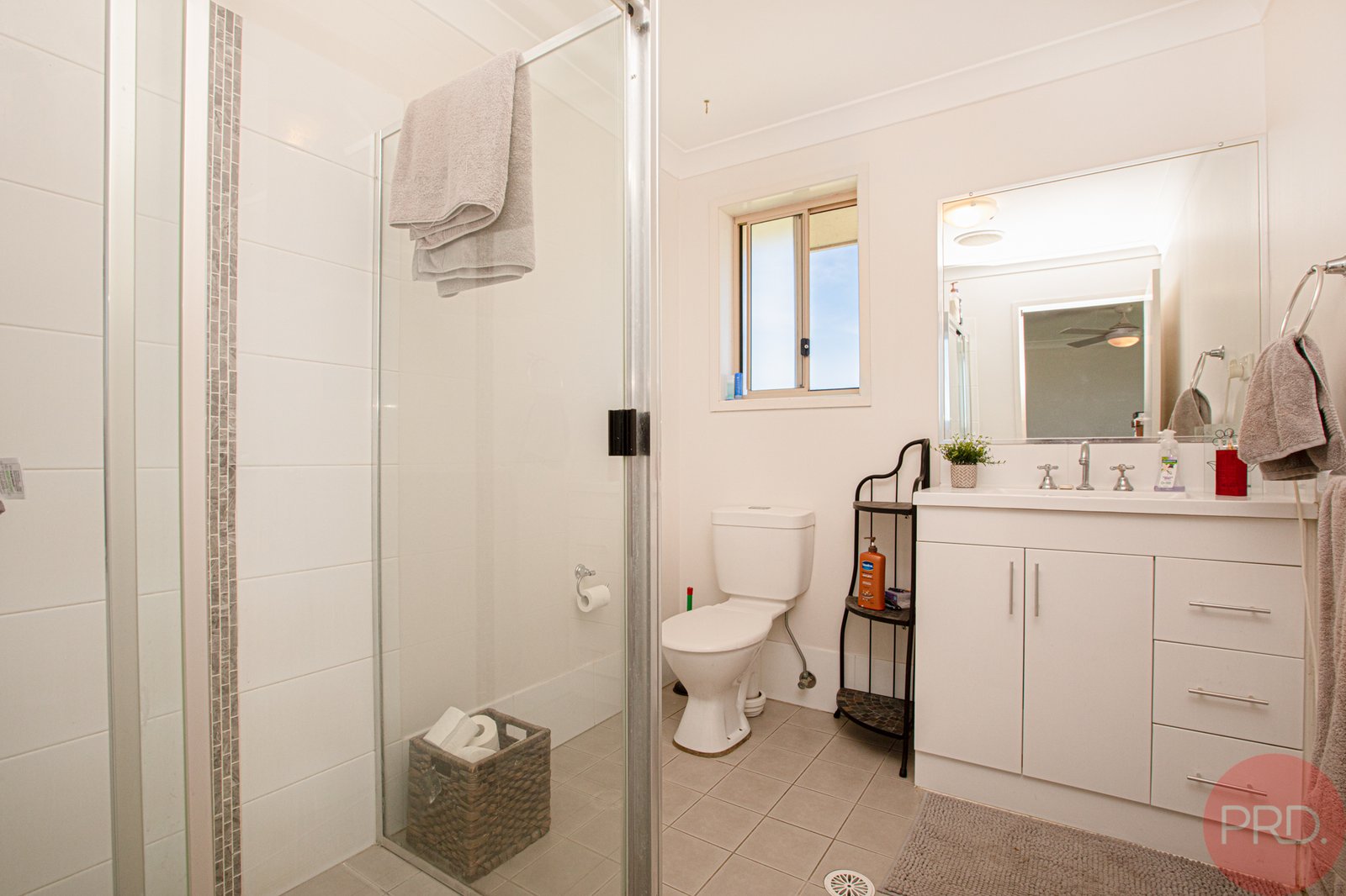 2 Hepburn Close RUTHERFORD 14