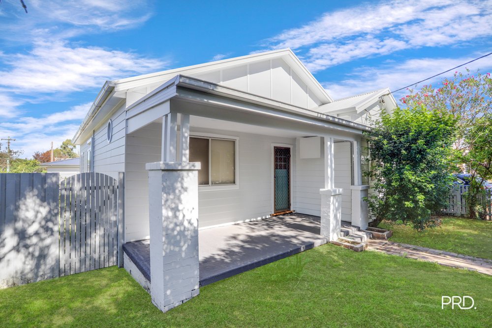 2 Higgins St  Penrith 1