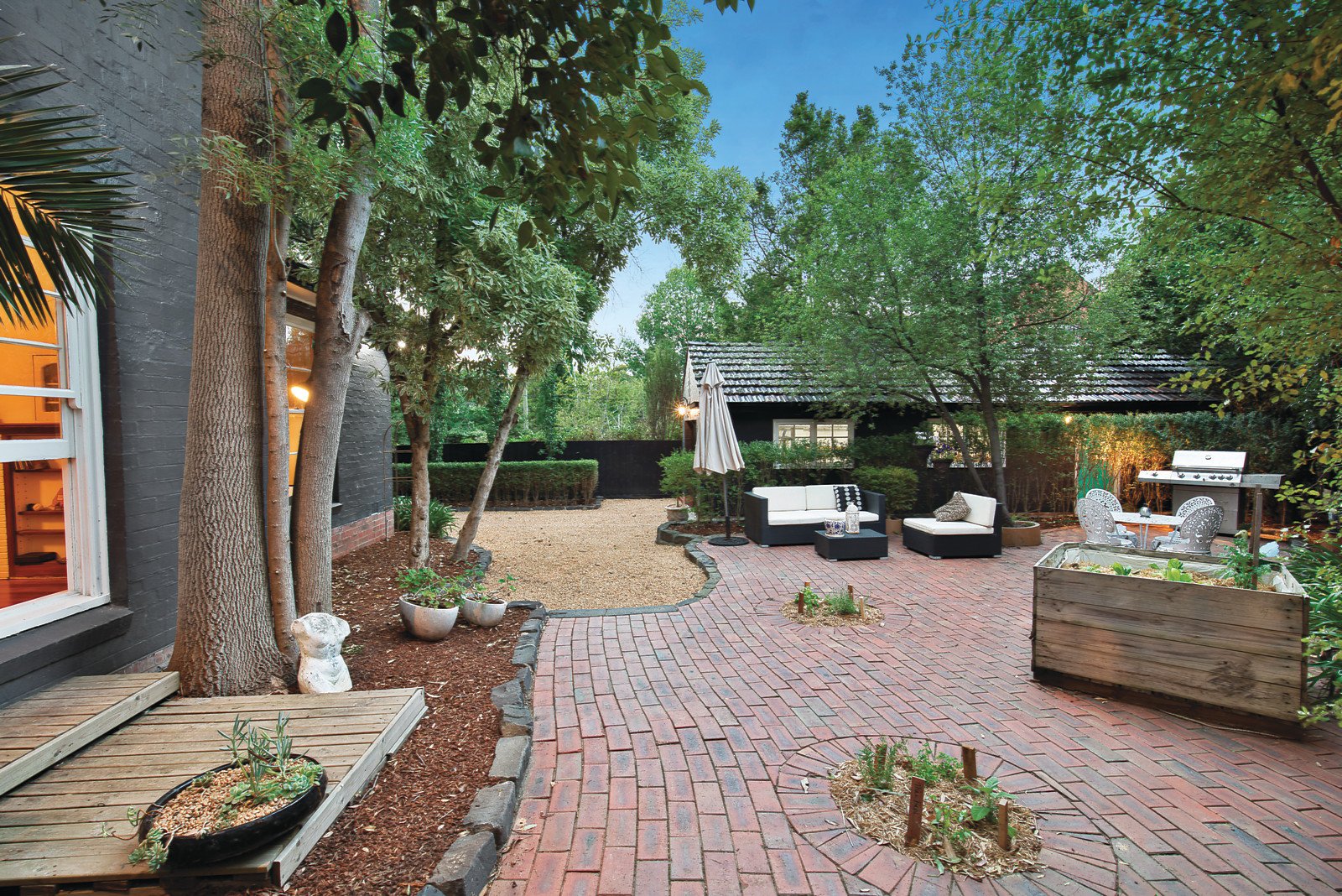 2 High Street, Mont Albert, VIC