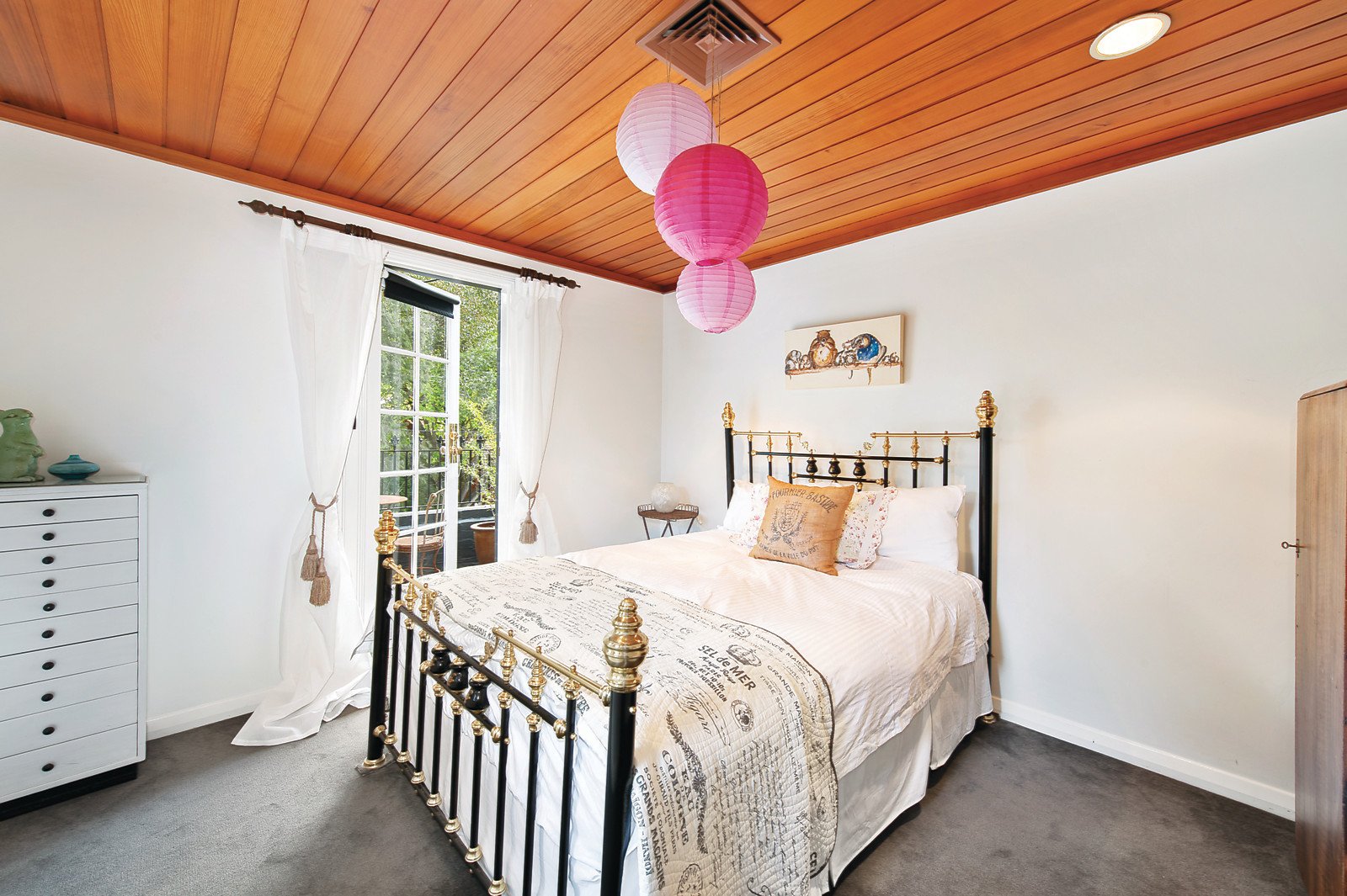 2 High Street, Mont Albert, VIC