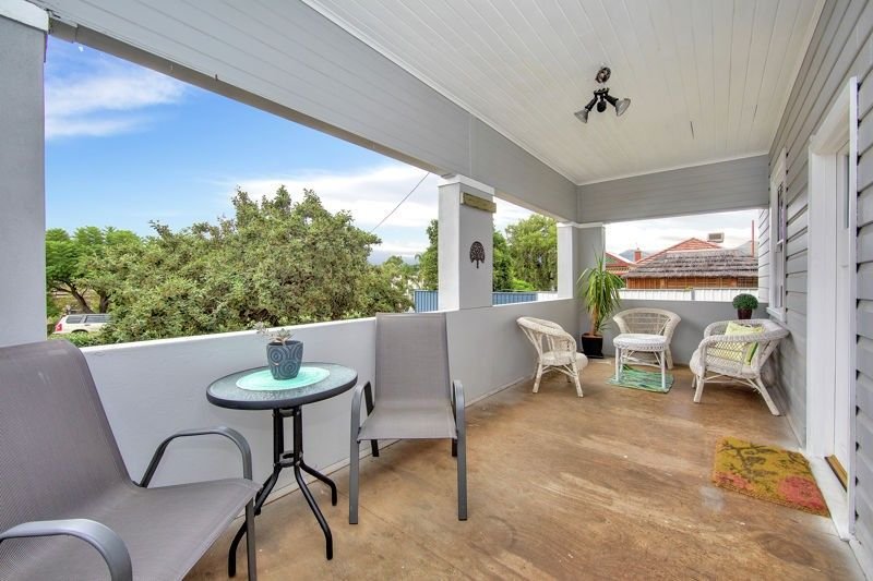 2 High Street TAMWORTH 2