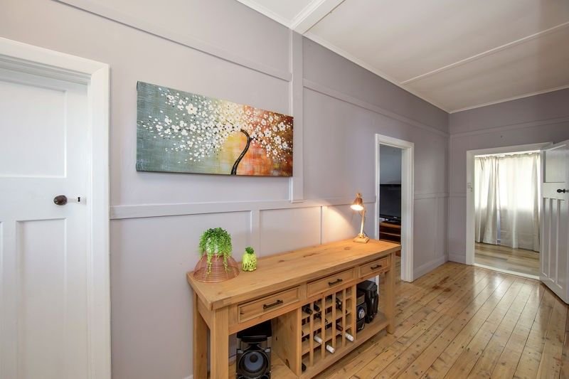 2 High Street TAMWORTH 6