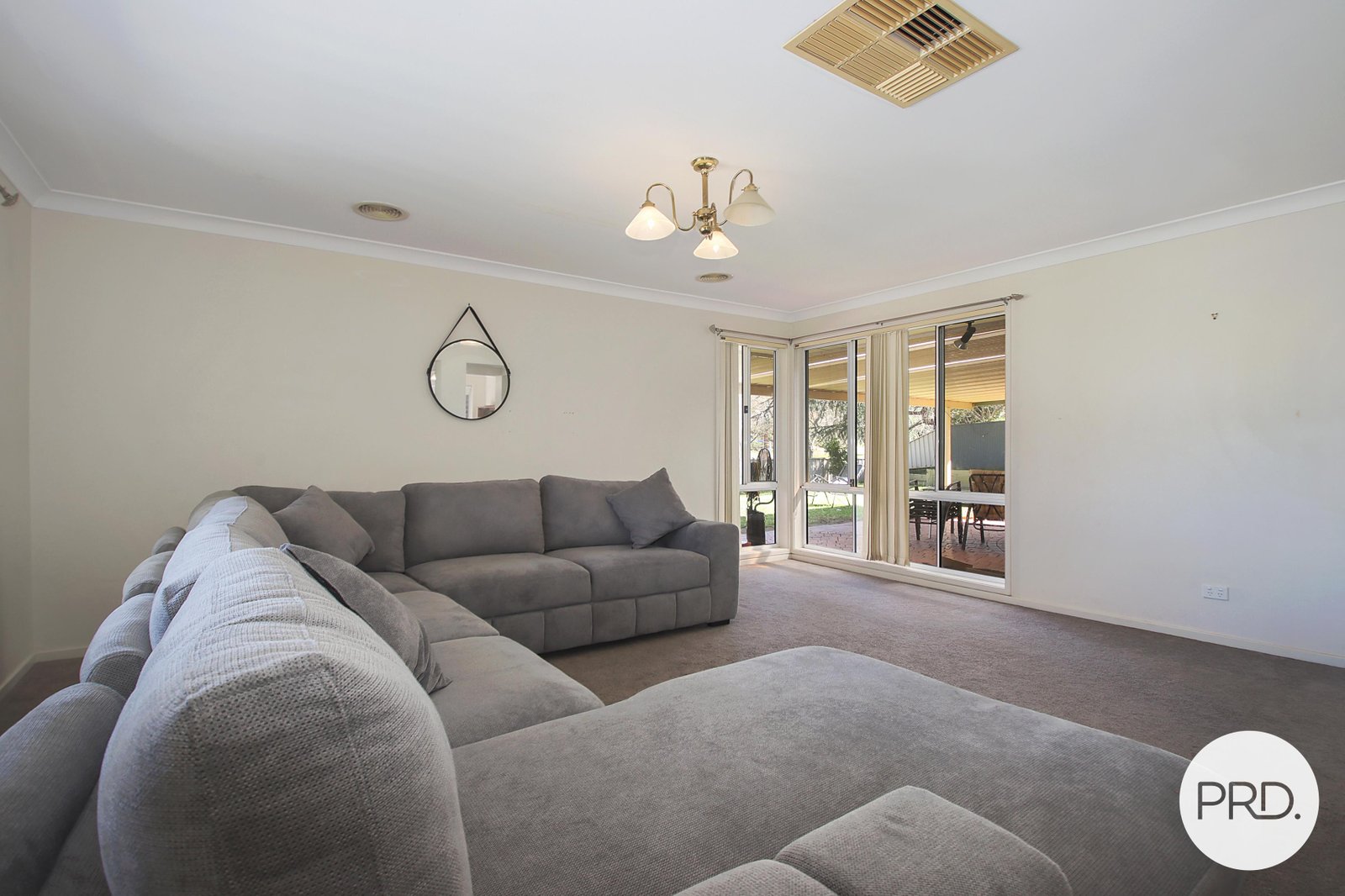 2 Highgrove Place WEST ALBURY 11