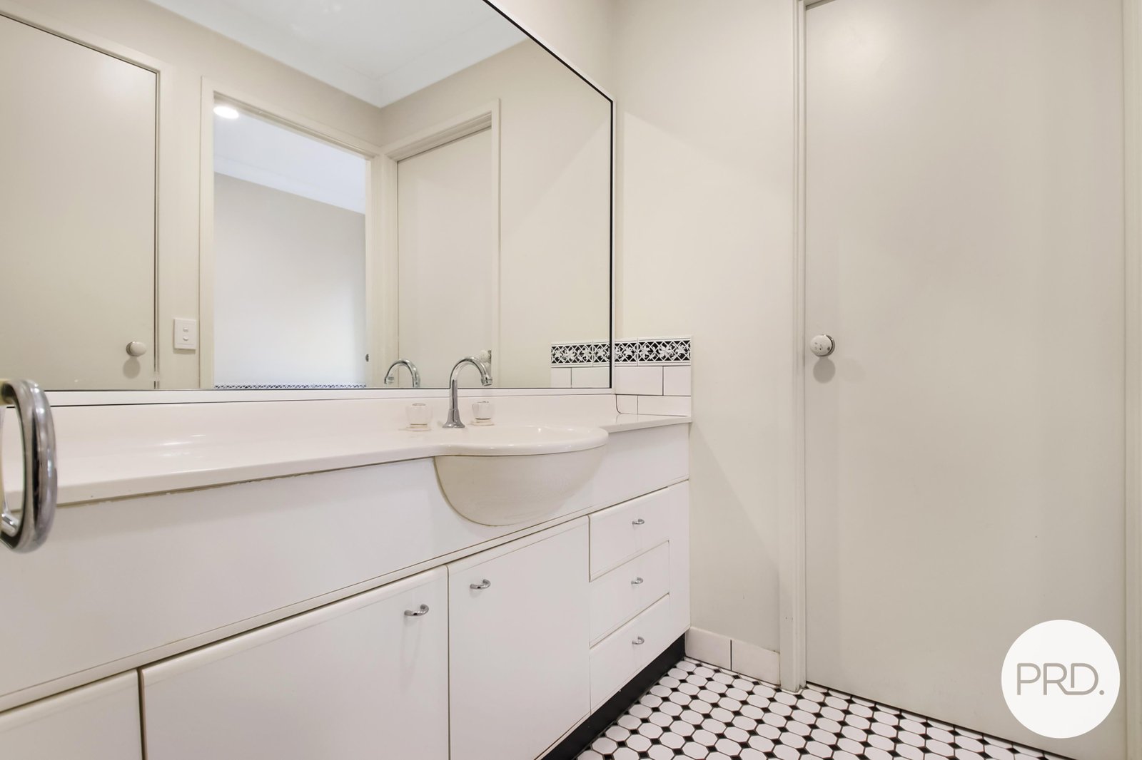 2 Highgrove Place WEST ALBURY 17
