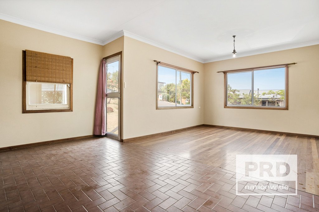 2 Hilton Avenue LISMORE 4