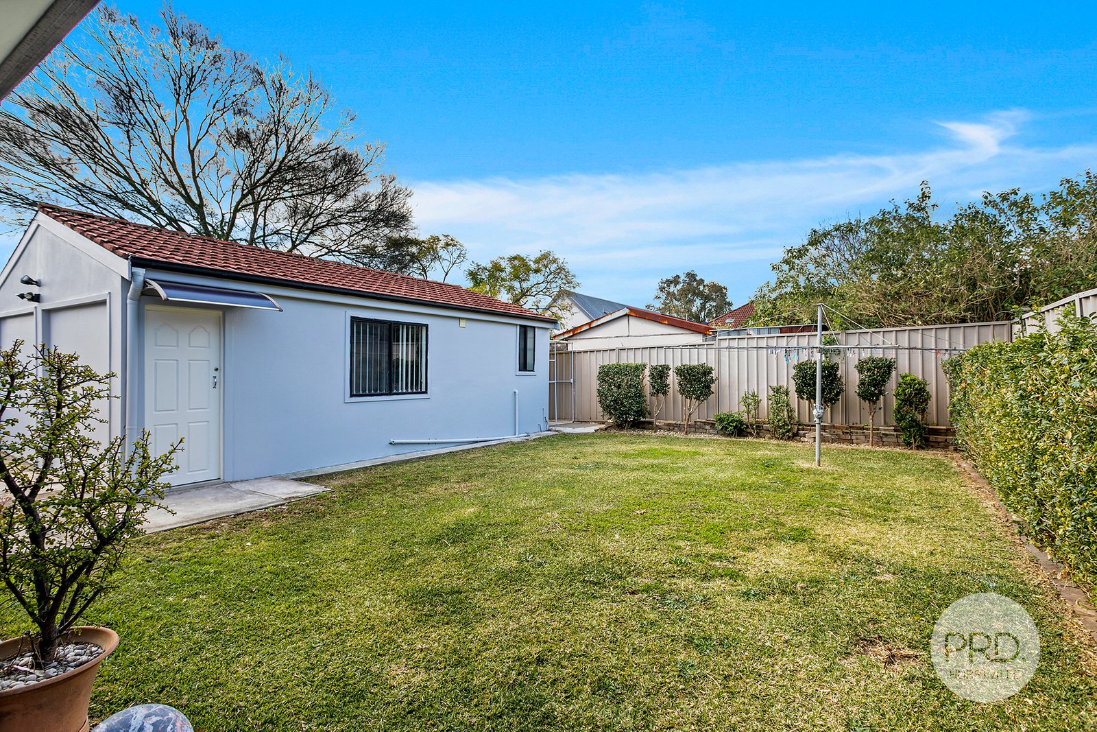 2 Hodge Street HURSTVILLE 9