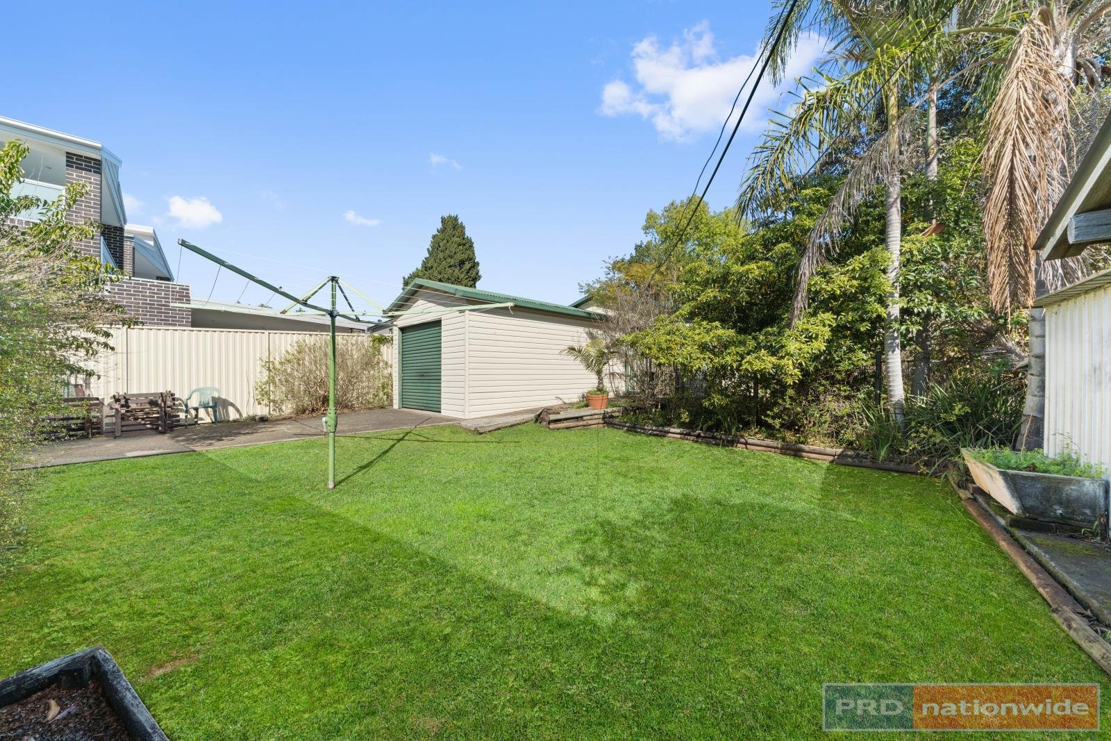 2 Hodgkinson Crescent PANANIA 9