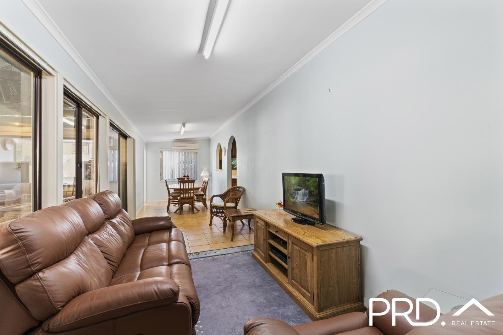 2 Hodgkinson Crescent PANANIA 5