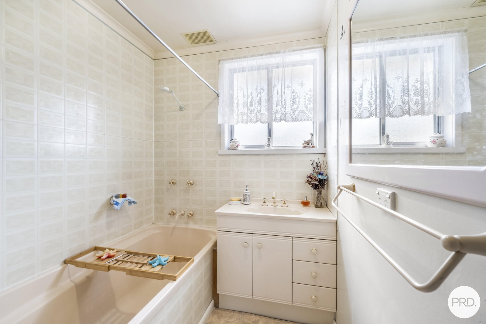 2 Hollycroft Way CLARENDON VALE 15