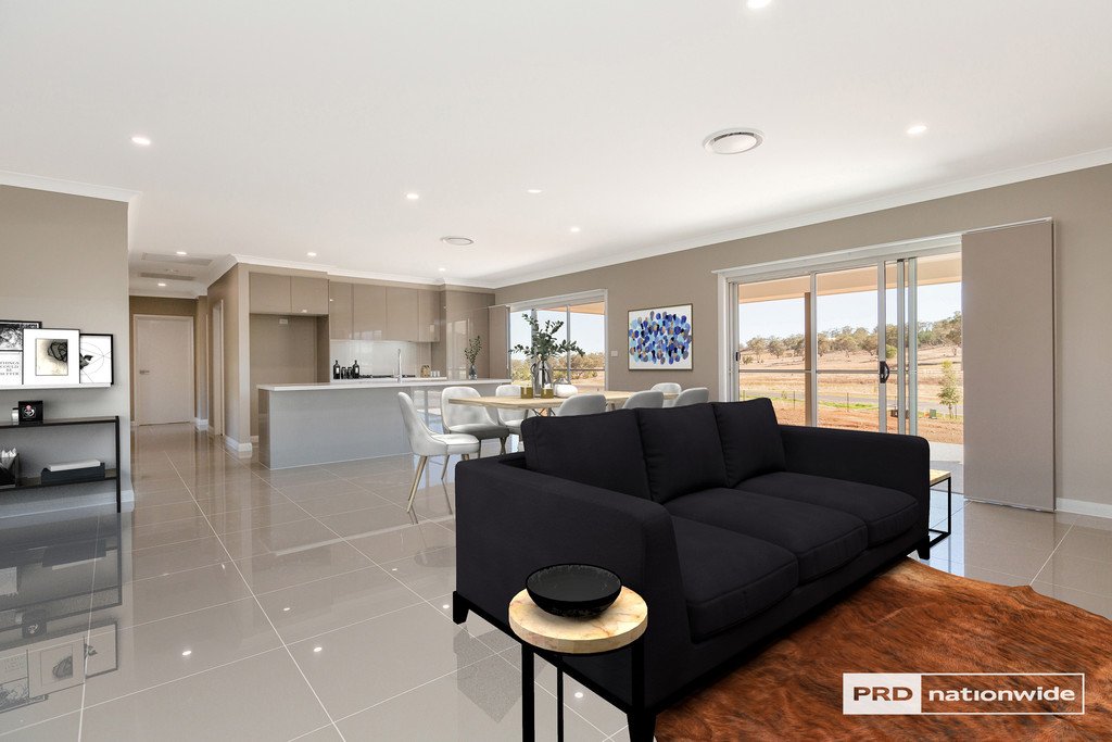 2 Hotson Drive TAMWORTH 4