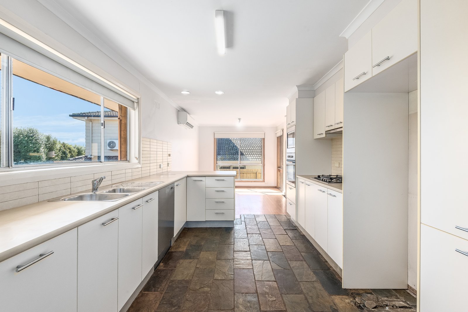Gallery: 2 Hull Court