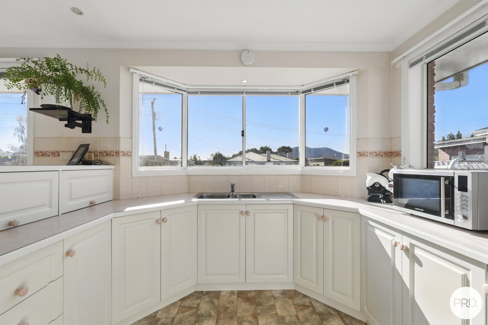 2 Hull Street GLENORCHY 11