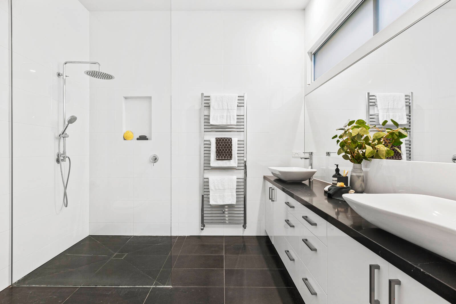 Real Estate and Property in 2 Hurley Street, Sorrento, VIC