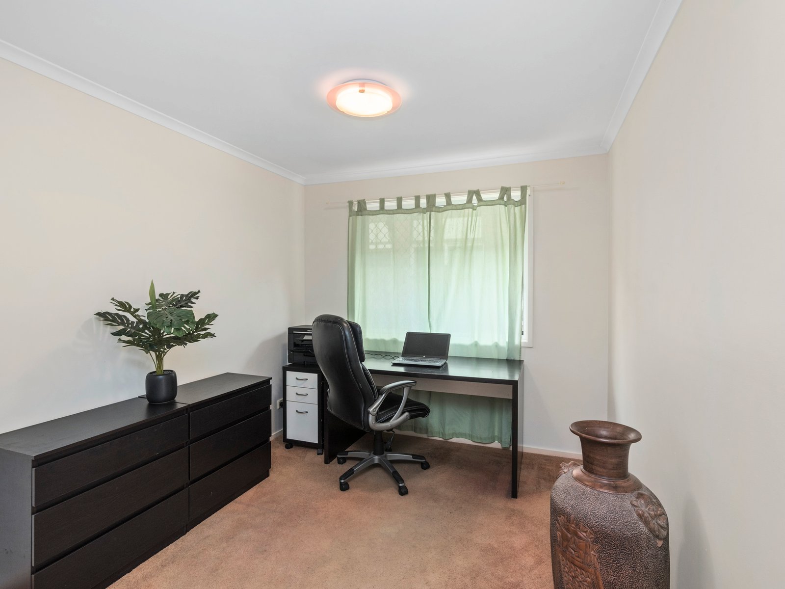 2 Hydrilla Court ELANORA 10